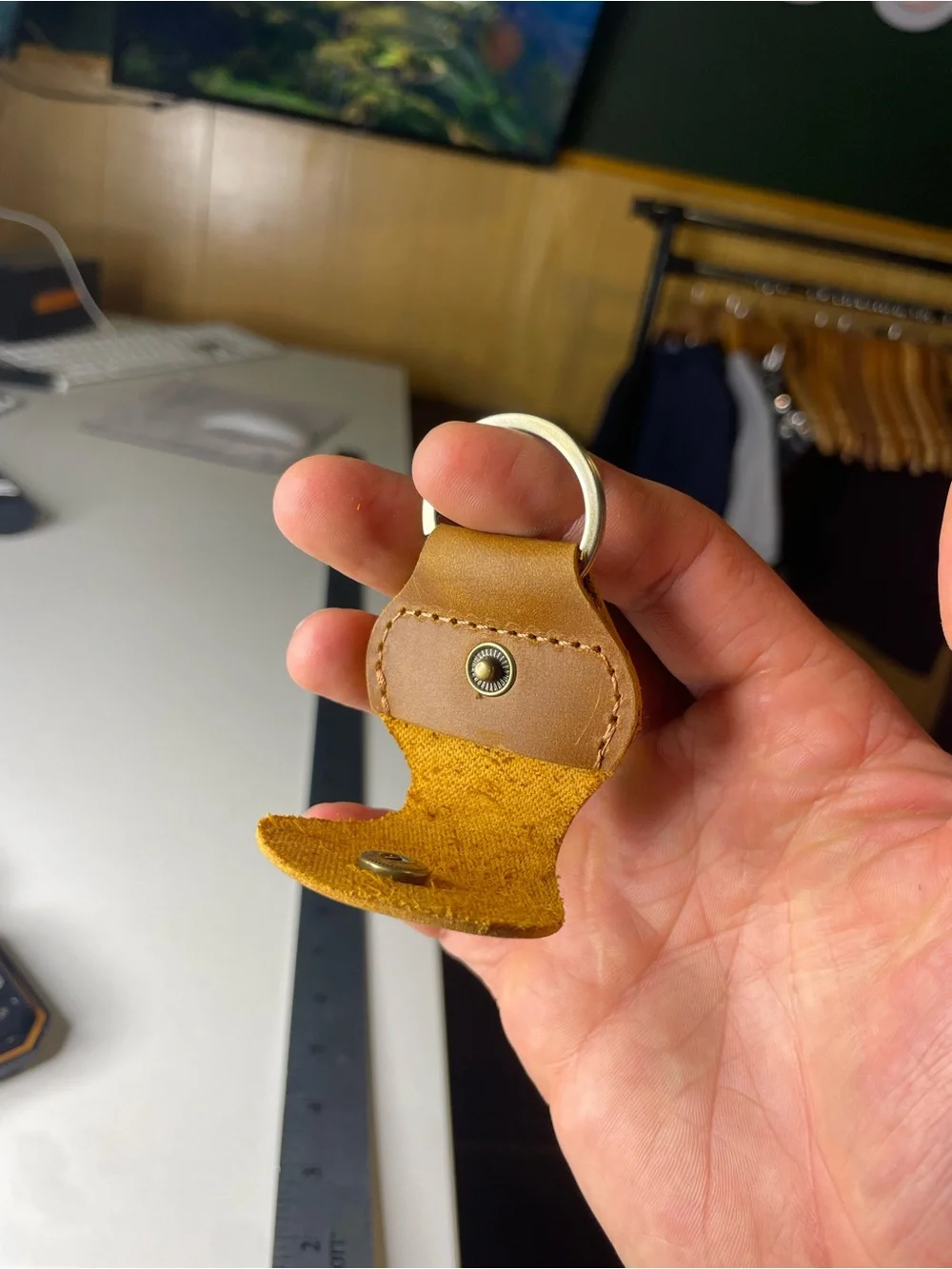 Minimal Leather Keyring Pouch - Tan AirTag / coin holder